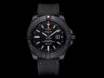 Breitling AVENGER BLACKBIRD