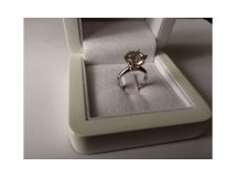 ������� ������ Tiffany & Co  � ����������� 5,06K 