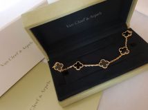 Van Cleef & Arpels Alhambra bracelet, 5 motifs