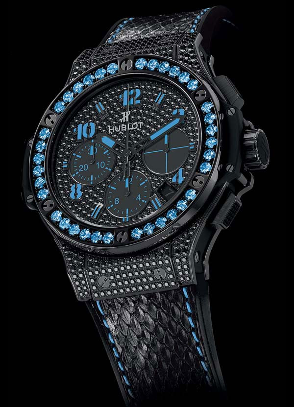 341.SV.9090.PR.0901 : Black Fluo Blue � Limited to 250 pieces
